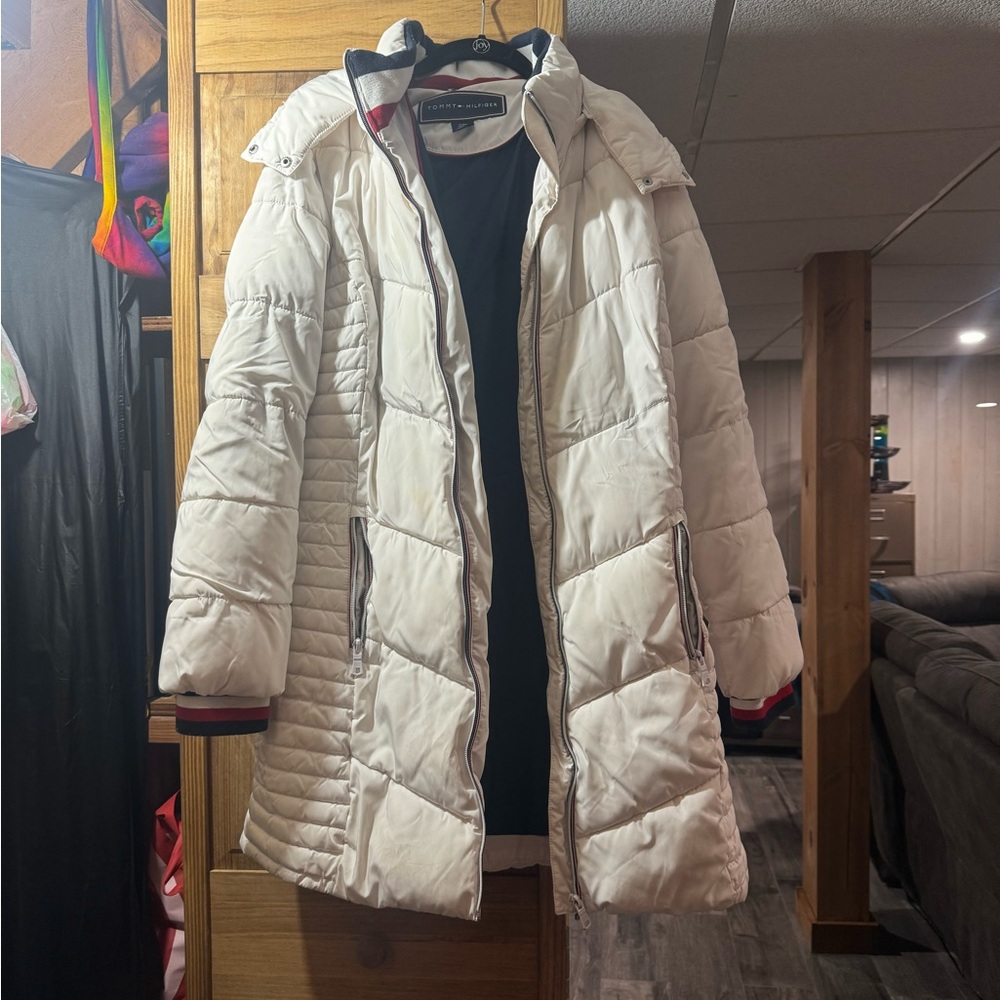 Tommy Hilfiger Women's White Puffer Coat